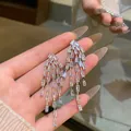 Silver tassel earrings with sparkling baguette zircons on 925 sterling silver needles - Baguette Cut Full Rhinestone Tassel Style (A2525银) / Silver