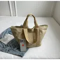 Lässige khakifarbene Canvas-Einkaufstasche mit gestickten Buchstaben für Frauen - S / Khaki