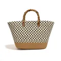 Bolso de playa de paja trenzada con asas de bambú y estampado de espiga en blanco y negro - Negro