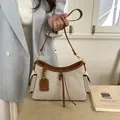 Bolso de hombro chic de lona y cuero en marfil y marrón elegante - L / Marrón