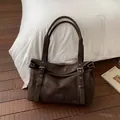Vintage-Schultertasche in Dunkelbraun, großes Fassungsvermögen für das tägliche Pendeln - Ohne Anhänger / Kaffeebraun