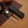 Zwart en zilver roestvrijstalen bestekset met reiskoffer - Zwart Zilver - 2-delige Set