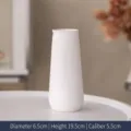 Elegante vaso da fiori in ceramica bianca opaca per arredamento minimalista, altezza 19,5 cm - Diametro 6,5cm/Altezza 19,5cm / Bianco Puro Foresta di Pini