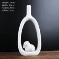 Vaso decorativo in ceramica bianca con scultura di cavallo zodiacale, h 29cm - High zodiac horse