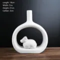 Vaso moderno in ceramica bianca con design zodiacale per decorazione d'interni - Short zodiac sign ox