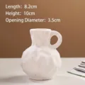 Vase en céramique blanc crème nordique unique avec texture irrégulière et poignée - S / Blanc Tacheté