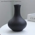 Minimalistische mattschwarze Keramikvase mit Textur für moderne Tischdekoration zu Hause - Moonlight matte black / 直径9cm x 高12.5cm