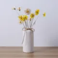 Elegant white ribbed ceramic vase with jute bow and yellow dried daisy flowers - Vertical Stripes - Jinnian Style / H21cm/D8cm