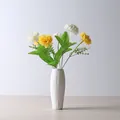 Modern white ceramic vase with yellow and white artificial flowers for table decor. - Qianquan Style (Without Flowers) / Height 17cm