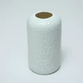 Minimalistische hellblaue Keramikvase mit handgefertigter Hammerschlag-Textur Deko - Lange Säulenform / Blassgrün (Groß)