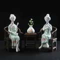 Elegantes figuras clásicas de cerámica Dehua tocando instrumentos tradicionales - Conjunto de Erhu y Flauta / Conjunto Completo con Mesa y Sillas