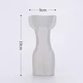 Vase moderne en céramique blanche au design de torse féminin minimaliste, 19 cm de hauteur - Style Torse Féminin