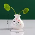 Elegante mini jarrón de cerámica blanca con patrón de arte, altura 4,8 cm para decoro zen - Patrón de Loto de Doble Pez (Estilo 2)