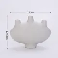 Vase à fleurs moderne en céramique blanche minimaliste avec trois ouvertures créatives - Style Ovale à Trois Ouvertures