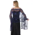 Rückansicht eines marineblauen Mesh-Schals mit Pailletten-Schmetterlingsstickerei - Marineblau