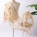Eleganter champagnerfarbener Schal mit goldenen Schmetterlings-Pailletten für Abendkleider - Champagnergold
