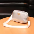Petit sac carré argenté gaufré à la mode avec bandoulière réglable en nylon blanc - Folded silver