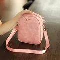 Mini borsa a tracolla elegante in pelle cerata rosa da donna con dettagli oro - Rosa