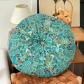 Detailansicht eines runden Bodenkissens im marokkanischen Stil mit Muster - Rund / 45cm / Seeblau
