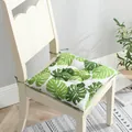 Primer plano de un cojín de silla grueso de algodón y lino con motivo de hojas tropicales - 45x45 cm / Cuadrado - Hojas Verdes