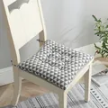Detalle del patrón geométrico gris y diseño acolchado del cojín de asiento de lino - 45x45 cm / Estilo Triángulo Gris (Cuadrado)