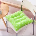 Cómodo cojín verde de lunares para silla de comedor con lazos para hogar u oficina - Lunares Verdes