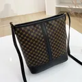 Bolso bombonera con estampado retro vintage en marrón y negro con correa ajustable - Negro