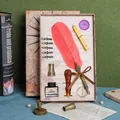 Set regalo vintage con penna piuma e sigillo di cera in scatola con motivo a mappa - Kit Penna Piuma Rosa