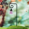 Mini linterna luminosa violeta en gancho negro para decoración de micro paisaje de jardín - Linterna con Gancho de Pastor / Púrpura Luminoso