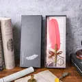 Vintage roze verendompelpen cadeauset met een elegante zwarte presentatie geschenkdoos. - Veerpen Cadeauset / Watermeloen Rood