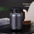Pichet isotherme 1680ml en acier inoxydable 304 gris rétro avec poignée imitation bois - 1680ml / Gris Vintage