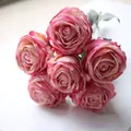 Detailansicht künstlicher 6-Kopf-Litschi-Rosen mit verbranntem Rand. - 6-Köpfige Rose / Rosapurpur