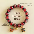 Élégant bracelet en perles de liuli rouge avec bête dorée traditionnelle et breloques - Famille de Bête Tunjin Rouge / 12mm