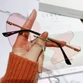 Stijlvolle roze hartvormige randloze zonnebril voor damesfeesten en mode-item - Gouden Frame Roze Lenzen