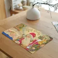 Rustikales Platzset aus Leinen mit Weihnachtsmann-Motiv auf einem Esstisch aus Holz - Nostalgischer Vintage Weihnachts Stil (7842-4) / 32x45cm