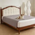 Protector impermeable acolchado gris para mascotas para uso en cama y sofá de casa - 75x127cm / Rojo & Gris