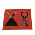Tovaglietta astratta coppia Ahoy in cotone e lino per decorazione tavola nuziale - Figure a Righe Su Sfondo Rosso (7702-19) / 32*45cm