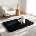 Soft black quilted pet mat for dogs, washable and waterproof fleece blanket - Size S (50x35cm) / Black