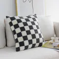 Fodera per cuscino quadrata in morbido peluche a scacchi bianchi e neri per divano - 45x45cm (Senza Interno) / 棋盘灰色