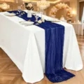 Elegante marineblauwe tafelloper van crinkle-gaas voor boho bruiloft decoratie - Donkerblauw