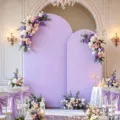Lavendelfarbene elastische Bogenhintergrundabdeckungen für Hochzeiten und Partys. - 120*50cm / Hellviolett