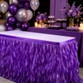 Elegante falda de mesa con volantes morados para mesa de postres de boda o cumpleaños - Púrpura