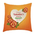 Oranje kussensloop voor Valentijnsdag met bloemenhartontwerp en Love You-tekst erop - Beige Floraal Hart (6709-17) / 45x45cm