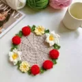 Handmade colorful crocheted flower cup coaster with red roses and white daisies - Handmade Crochet Multicolor Floral (Misae Same Style) / Misae Same Style