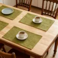 Set de table minimaliste en tissu tressé vert texturé sur une table en bois clair - 1 Pièce/Paquet / Vert Fruit