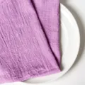 Premium strukturierte lavendelfarbene Serviette aus Slub-Baumwolle für elegante Tischdekoration - Slub-Textur-Stil (CD260704-13) / 32x32cm / Lavendel