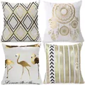 Lot de 4 housses de coussin blanches avec motifs géométriques et flamants dorés pour canapé - Combinaison Dorure 26