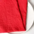 Rote Servietten aus Slub-Baumwolle mit Crinkle-Optik für festliche Tischdekorationen - 32x32cm / Rot
