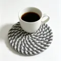 Handwoven cotton rope coaster in grey and white spiral pattern for tabletop protection - Diameter 11cm / Off-White (47)