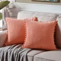 Dos fundas de cojín decorativas de pana rosa salmón con pompones para el sofá del salón - Rojo coral / 50*30cm